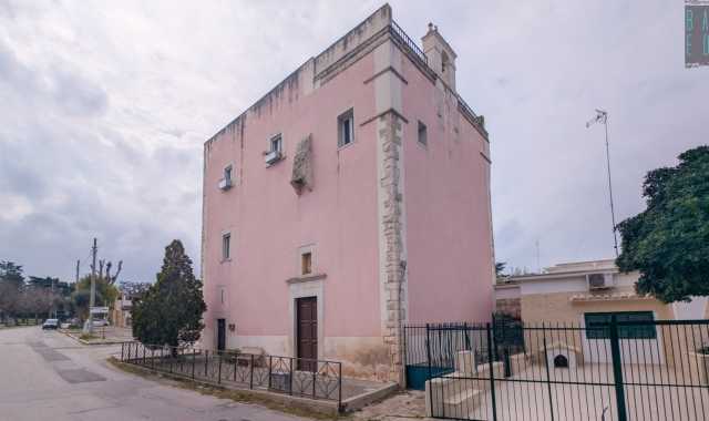 Molfetta, la Madonna della Rosa: quella chiesa-torre in cui ci si difendeva dai briganti